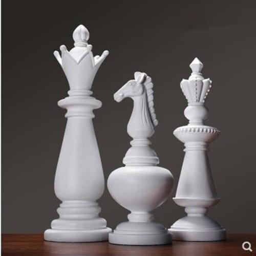 European-style retro black and white chess crafts, home office desktop decoration, study living room decoration
