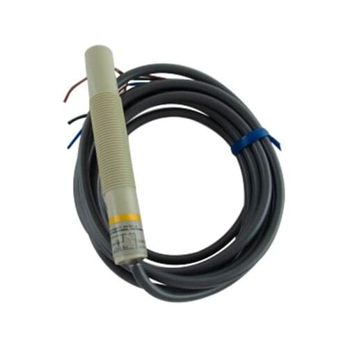 Original Omron capacitive proximity sensor E5CC-RX3D5M-000