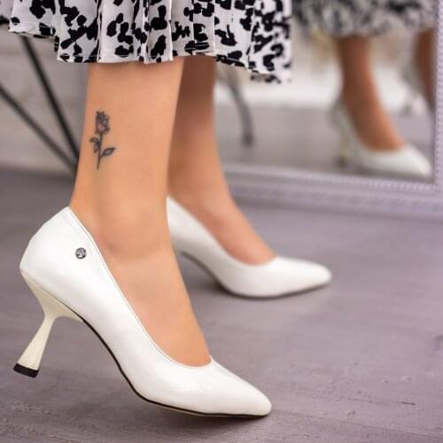 Tonar Goly White Patent Leather Decorated Heels Woman Shoes Summer Shoes Trend Fashion Orthopedic