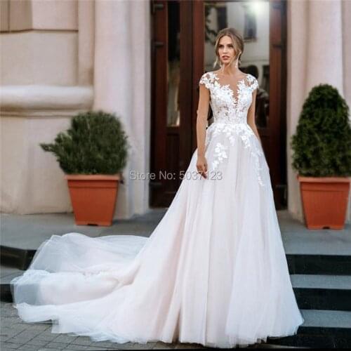 Elegant Boho Wedding Dresses 2021 Lace Appliques Scoop Neck Buttons Back Tulle Custom Online Bridal Gowns Modest Bride Dress