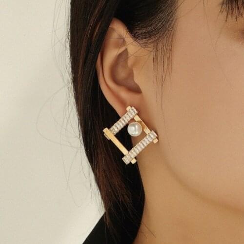 Exquisite Simple Big Clear Pearl Earrings Simple Round White Pearl Earrings Jewelry Classic Earrings For Women Elegant Gifts