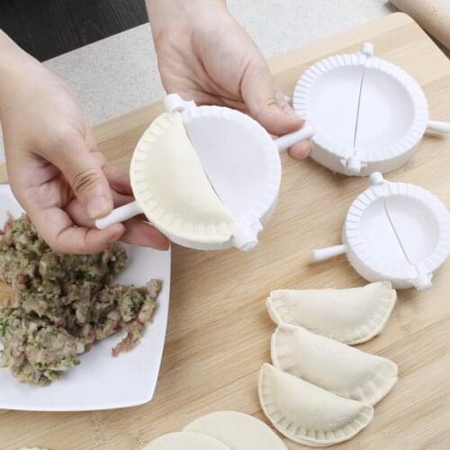 Kitchen Dumpling Molds Plastic Dough Press Dumpling Pie Ravioli Mold Cooking Pastry 7cm / 8cm / 10cm Chinese Food Jiaozi Maker
