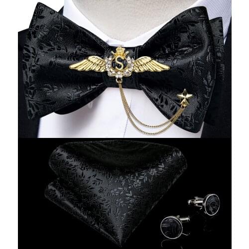 New Arrival Bow Ties For Men Silk Bowties Cufflinks Handkerchief Set For Party Wedding Suit Accessories Man Tie Golden Brooch