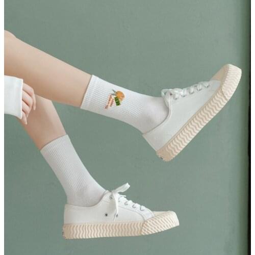 2021 New INS Fashion Korean Version Japanese Pure Orange Embroidered Socks for Ladies Pile Socks Women