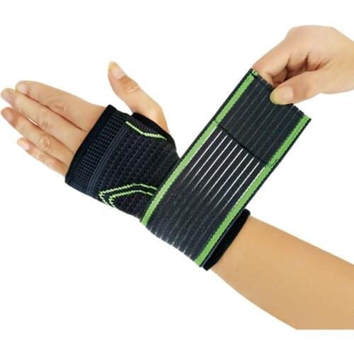 Outdoor Riding Sports Breathable Hand Protector S61 Three-Dimensional Woven Pressurized Warm Bracers-a Loaded