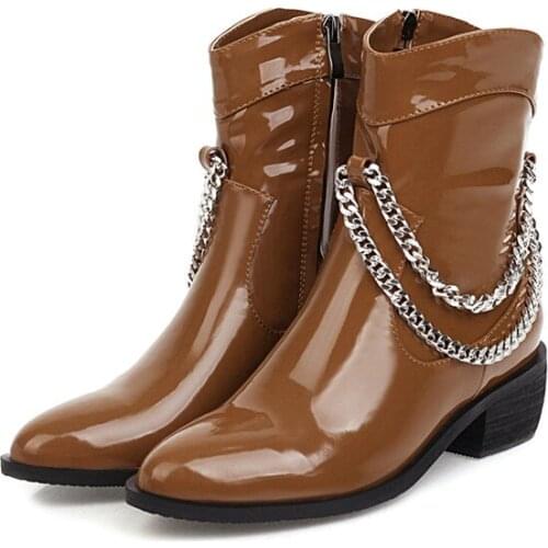 YQBTDL 2020 Yellow Black Wine Red Artificial Patent Leather Chunky Heel Chain Knight Biker Ankle Women Boots Winter Female Shoes