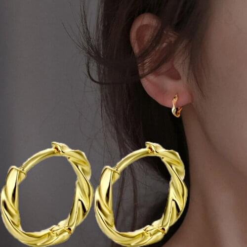 Hot Selling Simple Temperament Exquisite Korean Generous Round Twist Earrings Hot Sexy Jewelry Gift Cross Earrings