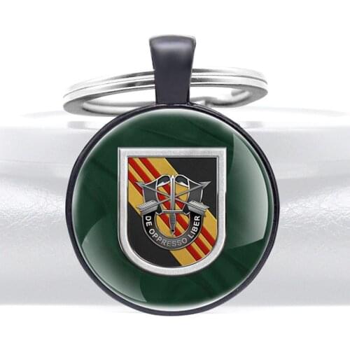 Fashion De Oppresso Liber Design Black Charm Glass Dome key Chains Men Women Key Ring Jewelry Gifts