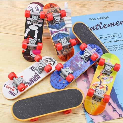Mini Finger Scooter Alloy Bracket Props Childrens Plastic Toys Fingertip Sports Finger Skateboards Boards Skate Truck Toy