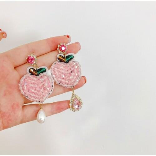 Fashion Stud Earrings for Women Sweet Pink Beads Peach Earring Ladies Party Dancing Banquet Cute Jewelry Gifts