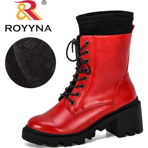 ROYYNA 2019 New Fashion Women Boots Lace Up Flat Biker Combat Boots Shoes Woman Botas Outdoor Winter Boots Comfortable Feminimo