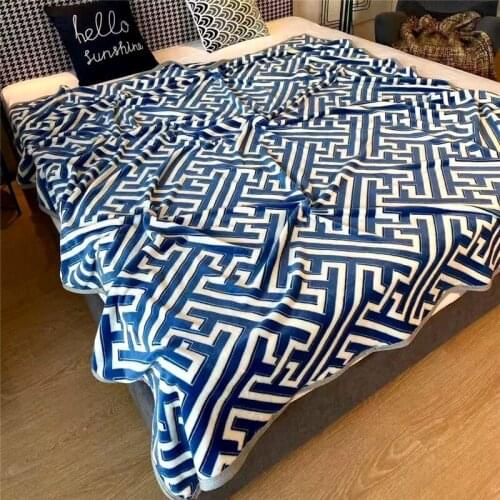 Coral Fleece Throw Blanket Warm Flannel Super Soft Velvet Bedspread for Bed Sofa Nap Lunch Break Blankets Bedding