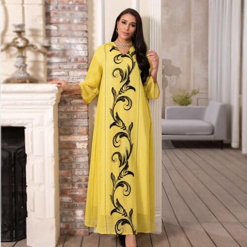 Kaftan Muslim Clothing Yellow Eid Summer Ethnic Embroidery Hooded Abaya Dress for Women Bead Arabic Dubai Turkey Moroccan