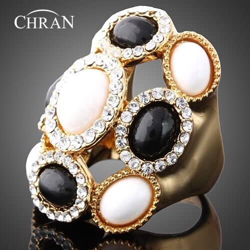 Chran Unique Design Gold Color Sparkling Crystal Finger Rings for Women Wholesale Black and WhiteResin Beads Jewelry Accessories