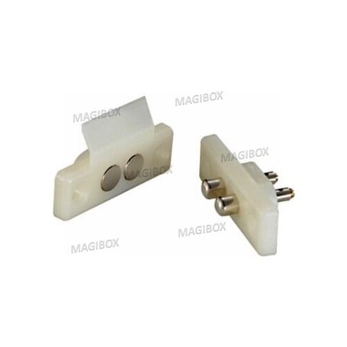 Line protector for passing through line protector between door and door of contact type wire passing through wire protector