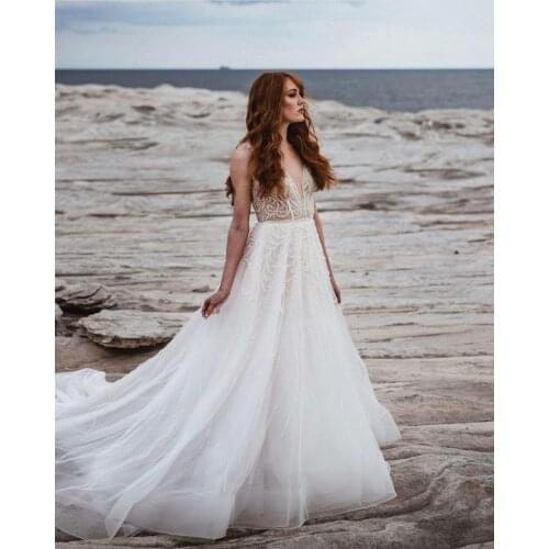 Wedding Dress A-Line V-Neck Lace Appliques Beads Illusion Tulle Button Gorgeous Floor Length Sweep Train Bride Gown New