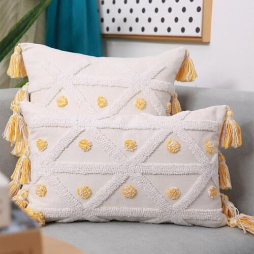 Beige pillowcase Nordic style cushion ins hand-embroidered tufted geometric tassel pillowcase