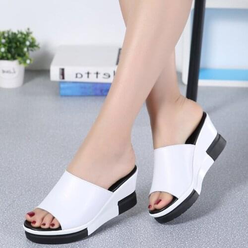 2021 Fashion Flip Flops Women shoes Slippers Platform Summer Shoes Open Toe Wedges Sandals Ladies Shoes women Plus Size 35-40