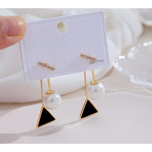 New Short Sweet Gold Black Triangle Pearl Vintage Dangling Earring Women Fashion Accessories Trends 2021 Style Wedding Jewelry