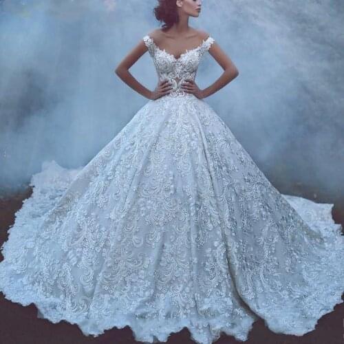 Modern Bride Dresses Embroideed Appliques Sheer Top Sweetheart Off The Shoulder Ball Gown Bridal Special Day Long Gowns