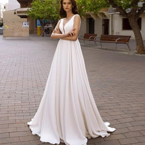 Satin Wedding Dress Beach Bride Dress New Arrival A Length Long Wedding Dress White Simple Dress for Women 2021