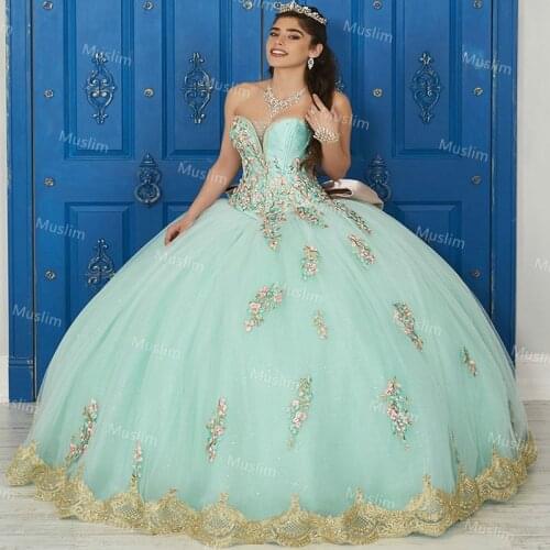 Luxury Mint Green Ball Gown Quinceanera Dresses Sweetheart Puffy Gold Appliques Princess Prom Dress 2021 Corset Formal Evening