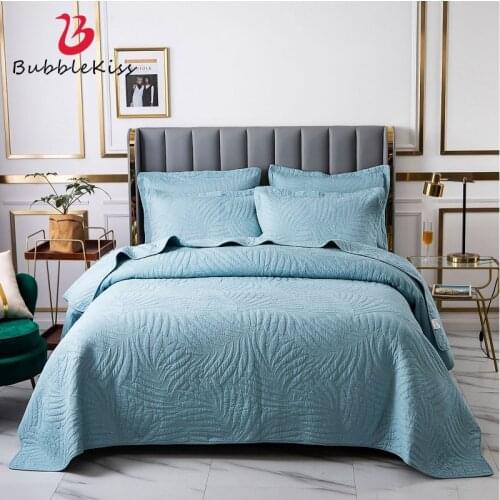 Bubble kiss Bedspreads