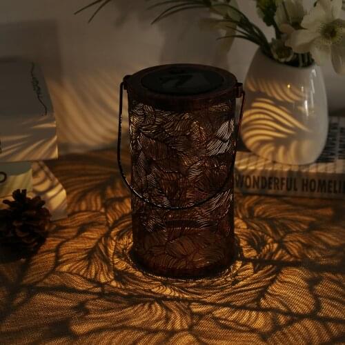 Solar Lantern Outdoor Retro Waterproof Metal Hanging Lights Garden LED Art Light Decoration For Yard Patio Gardening Decorative