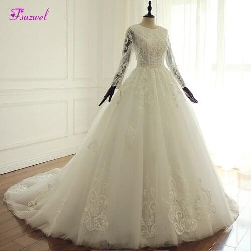 Fsuzwel Appliques O-neck Long Sleeve Ball Gown Wedding Dresses 2020 Luxury Beading Pearls Princess Wedding Gown Vestido de Noiva