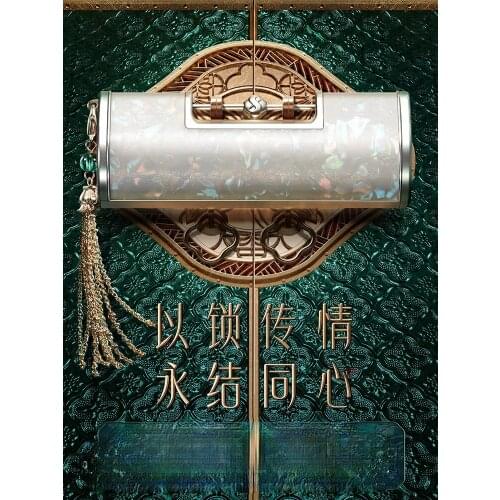 Chinese Style Heart Lock Carved Lipstick Gift Set Coloring Long Lasting Smear-Proof Makeup