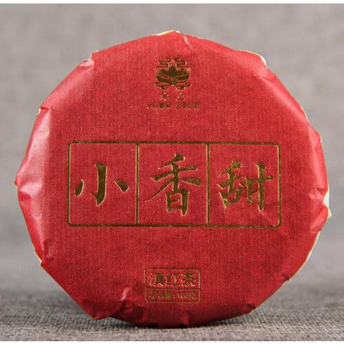 2019/2020 Yunnan High Mountain Ancient Tree Black Chinese Tea Sweet Red Tea Cake, with Floral Aroma 100g