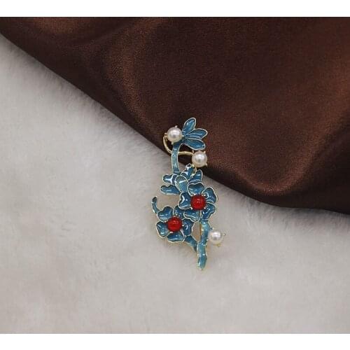 2021 New Plant Flower Cloisonne Enamel Dripping Oil Brooch Ornaments Womens Accessories
