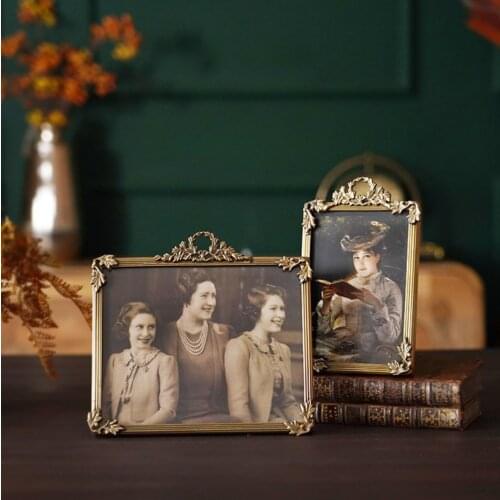 Handmade brass carved retro nostalgic 6 inch 8 inch photo frame classical photo frame home decoration wedding gift