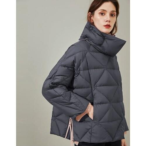 Soft duck down coat Winter Luxurious warm 90% real duck down parkas female stand coallr warm fluffy down coats F658