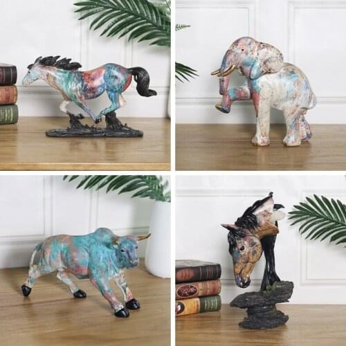 Animals Sculpture Horse Figurine Elk Elephant Deer OX Resin Crafts Statue Model Home Office Oil Painted Art Decoration Gift