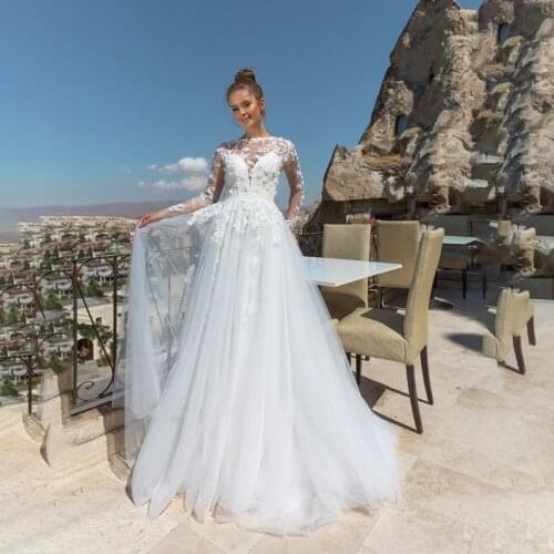 Luxurious Long Sleeves Wedding Dress 2021 Scoop A Line Lace Long Bridal Gowns Women Garden Beach Outdoor Wedding Formal Dresses