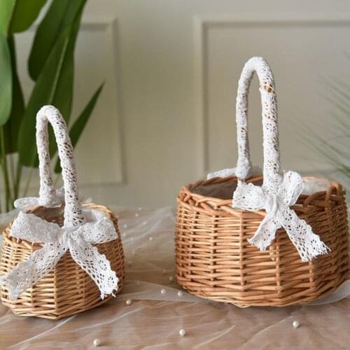 Wicker Rattan Flower Basket Wedding Flower Girl Baskets Willow Handwoven with Handle Eggs Candy Basket for Home Garden Decor