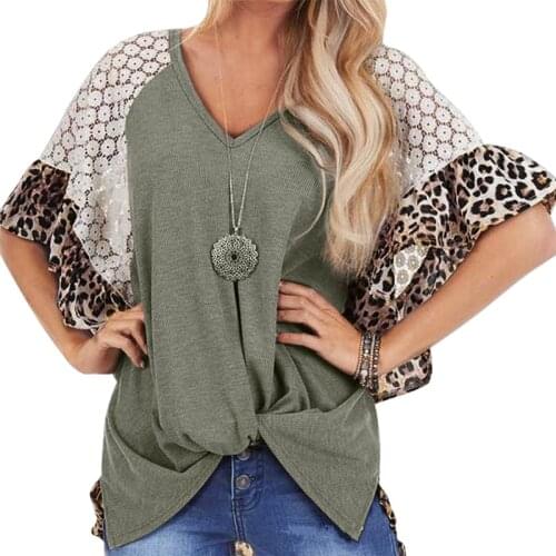 Leopard Casual T-shirt Women Short Sleeve V-neck Hook Flower Hollow Tees Female Fashions Streetwear Plus Size Tee Shirt Femme