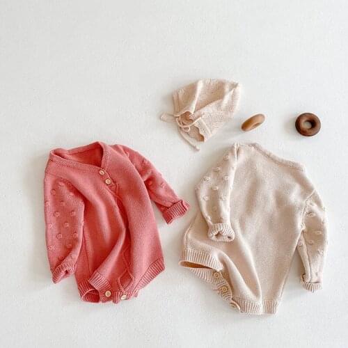 The spring and autumn period and the baby girl and long sleeve cotton knit conjoined package fart, triangle climb clothes