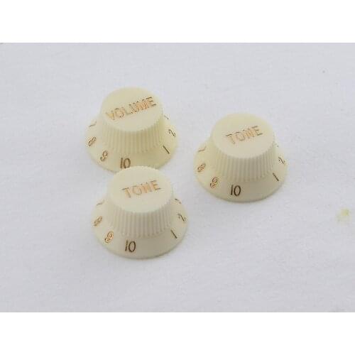 1 Set ( 3 Pieces ) GuitarFamily Aged White Electric Guitar Plastic Control Knobs ( 24 Splines ) ( #1062 ) MADE IN KOREA