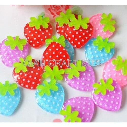 150pcs mixed colors Bling Strawberry Glitter Resin acrylic combined polka dots Cabochon Decoden 20mm sparkling print