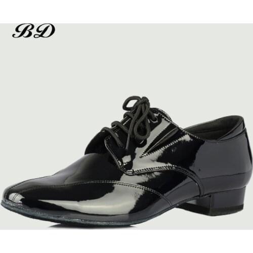 Sneakers Dance shoes Latin Men shoe Cowhide Soft Soles Soft cowhide Modern Dance Jazz Patent leather Lace Up Breathable BD 321