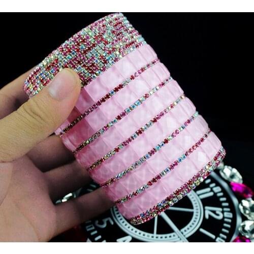 Car Outlet Air ashtray with Light Crystal Rhinestones Diamond Led Car Ash Tray Storage Cup Holder Auto Interior Accessories