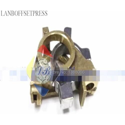 LANBOFFSETPRESS G2.011.128 G2.011.125 Gripper housing cpl for SM74 SM52 offset printing machines