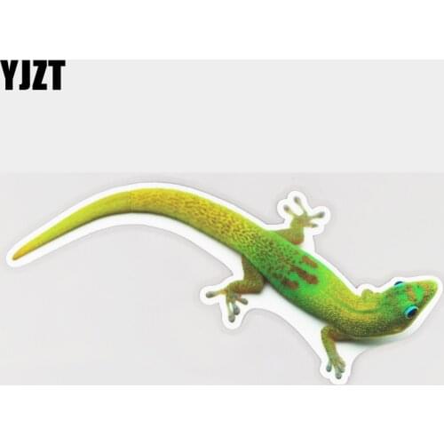 YJZT 17.8×8CM Green Gecko Funny Bumper Decoration Stickers Scratch Cover Car Accessories 21A-0984