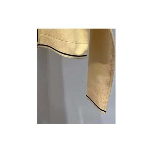 Women Sweater Spring and Summer New Fund Sweet and Elegant Small Gold Buckles Short Goose Yellow Knitted Cardigan Female