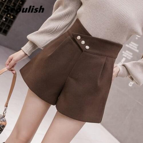 Korean Fasnion High Waist Women Autumn Winter Woolen Shorts Girls Short Pants Buttons Elegant Female Shorts for Boots Trousers