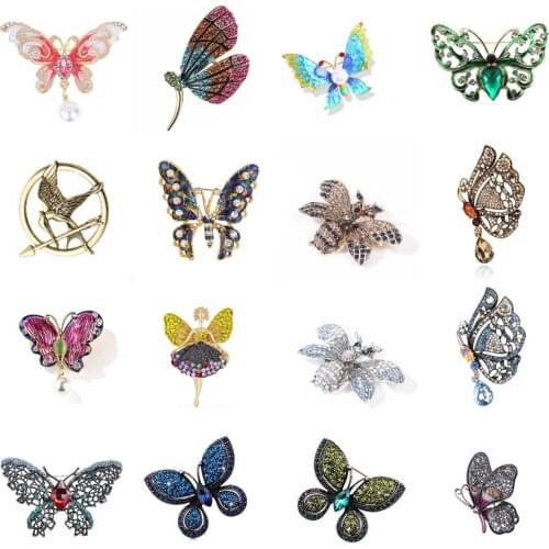 Colorful Butterfly Brooches Metal Crystal Rhinestones Cutout Brooch Animal Pins Banquet Wedding Bouquet Brooch Gifts