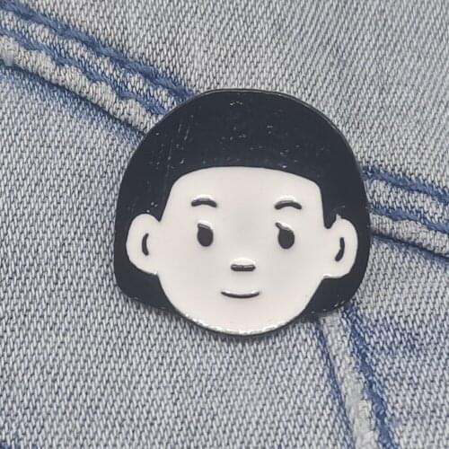 Fashion Girl Head Brooch Personality Fashionable Girl Badge Denim Bag Clothes Pendant Jewelry
