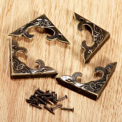 4pcs Corner Protectors 30*30*4.5mm Antique Brass Furniture Corner Brackets Jewelry Gift Box Wood Case Decorative Feet Leg